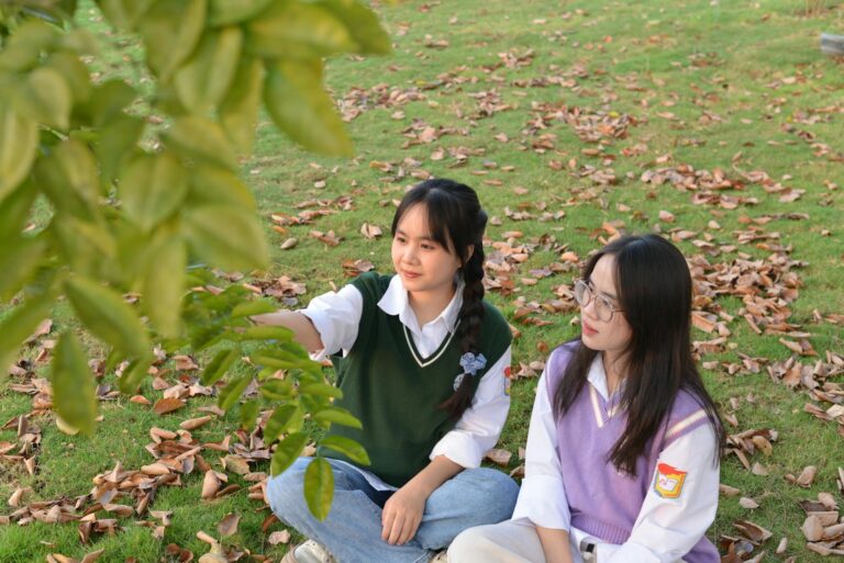 Profi-Dartspieler im Wettbewerb mit Fokus auf Dopingfalle und Folgen