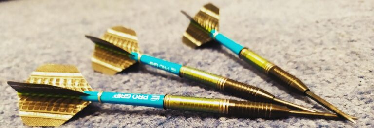 Welche Dart Shafts passen zu deinem Stil – Tipps für die optimale Shaft-Wahl Verschiedene Dart Shafts für individuelle Wurfstile und optimale Spielbalance